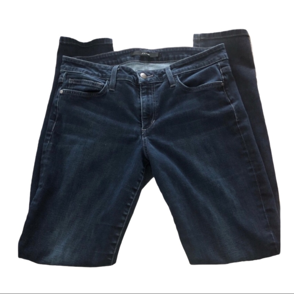 Joe’s Chelsea skinny jeans. Size 31